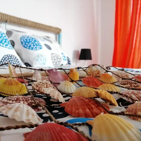 Casa Arca Gazde/Camere de închiriat *